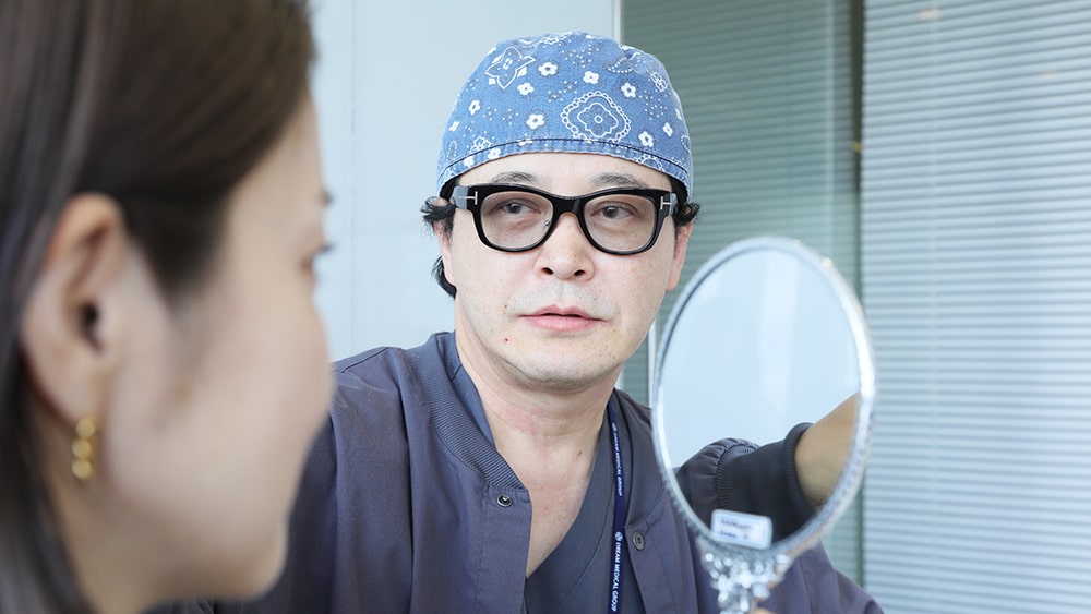 パク・ヤンス院長